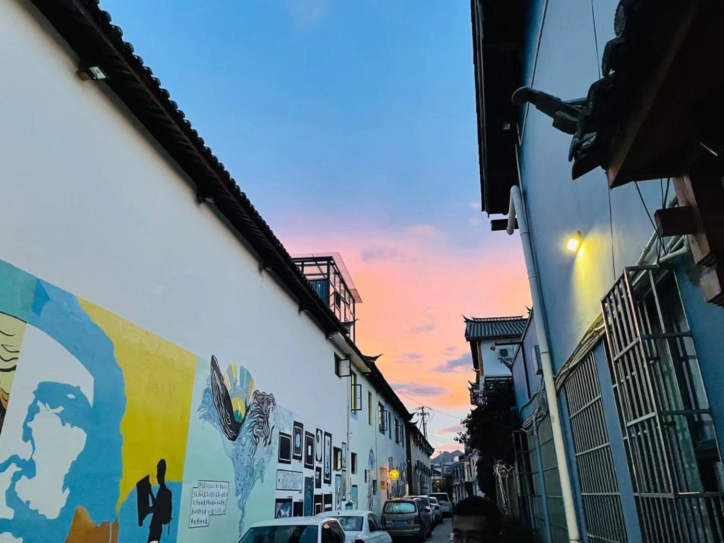 Lijiang Desti Youth Park Hostel Exterior foto